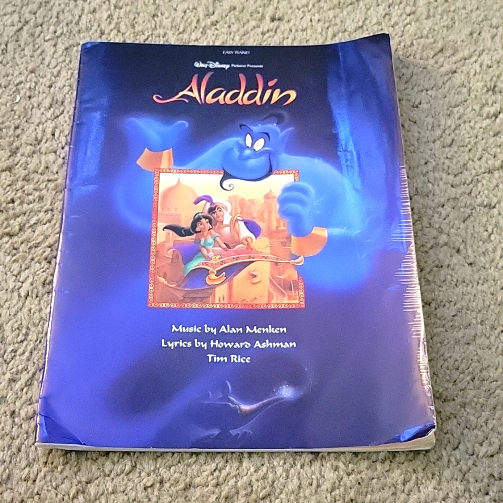 1992 Disney Aladdin Easy Piano Sheet Music Book by Hal Leonard